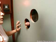gloryhole sex (9)